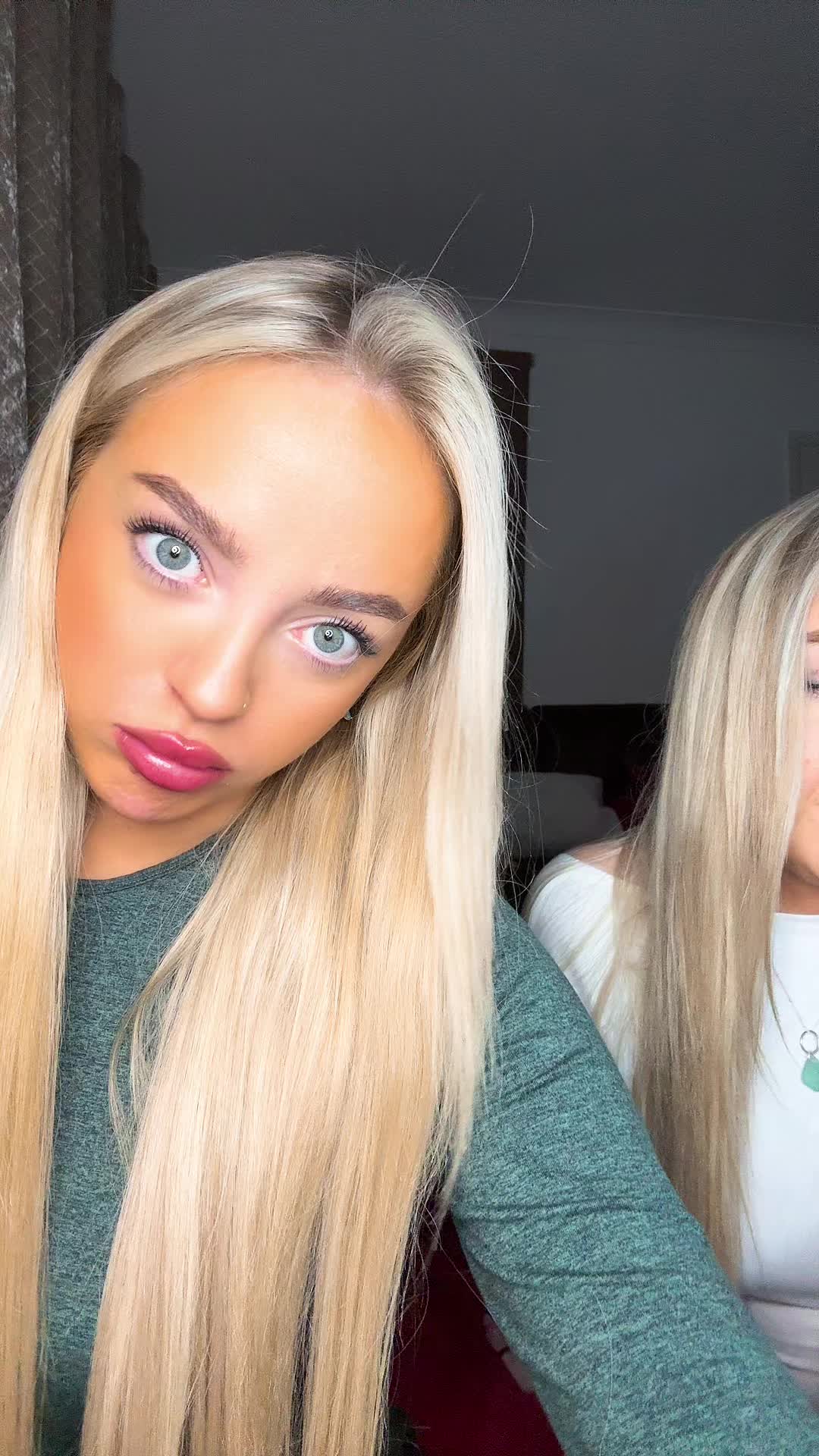 @DarlingTwinsPt.2