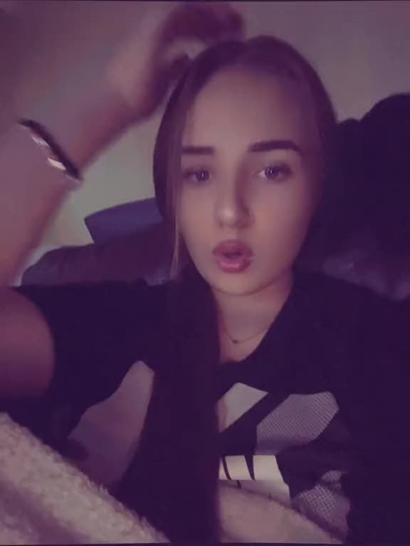 @adi_ivaylova