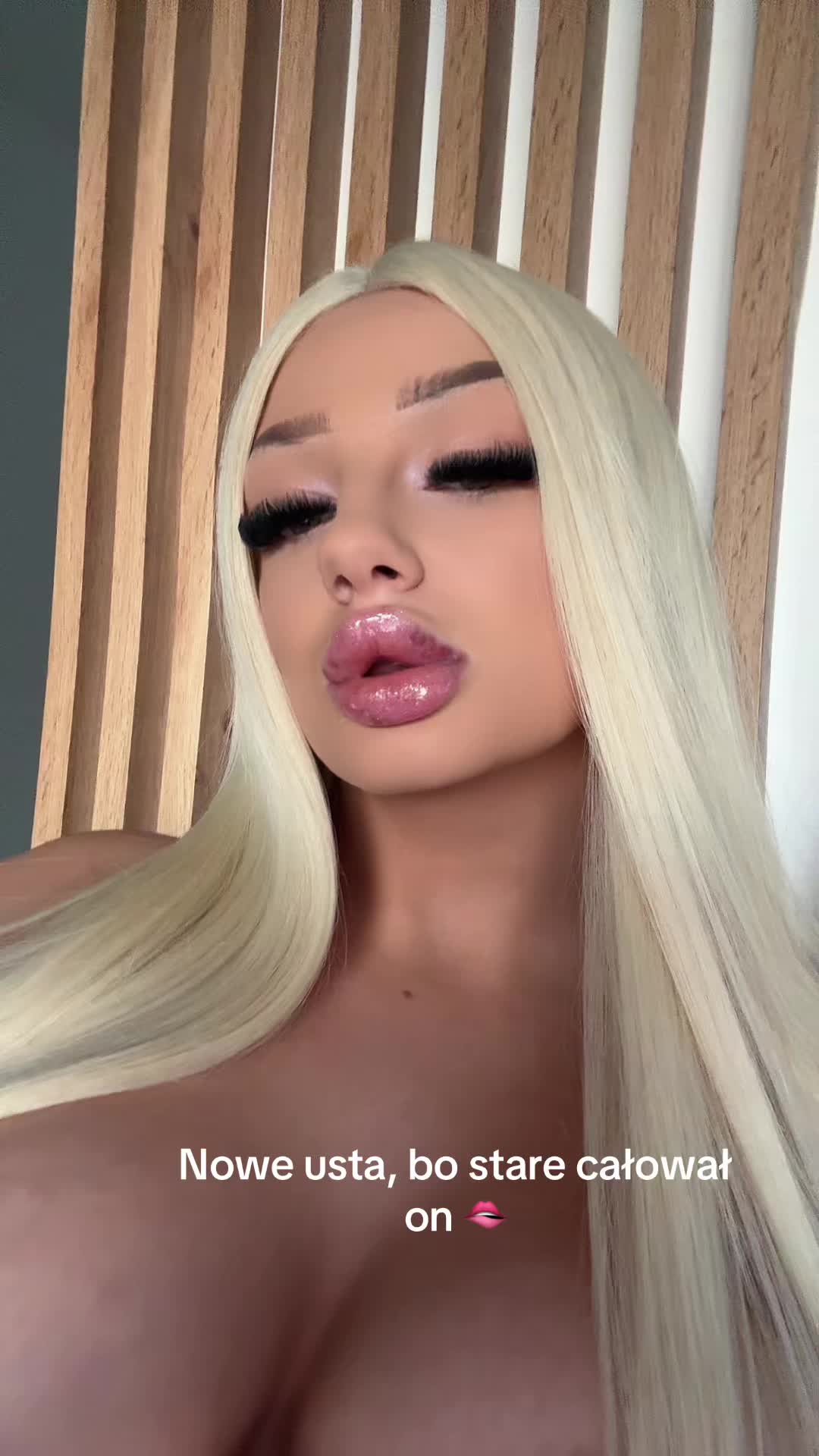 @avevikii