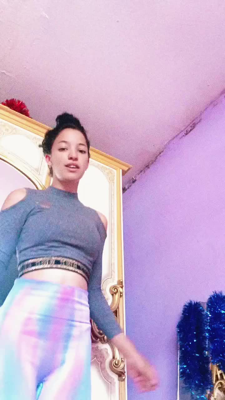 @🩷Roxy🦋