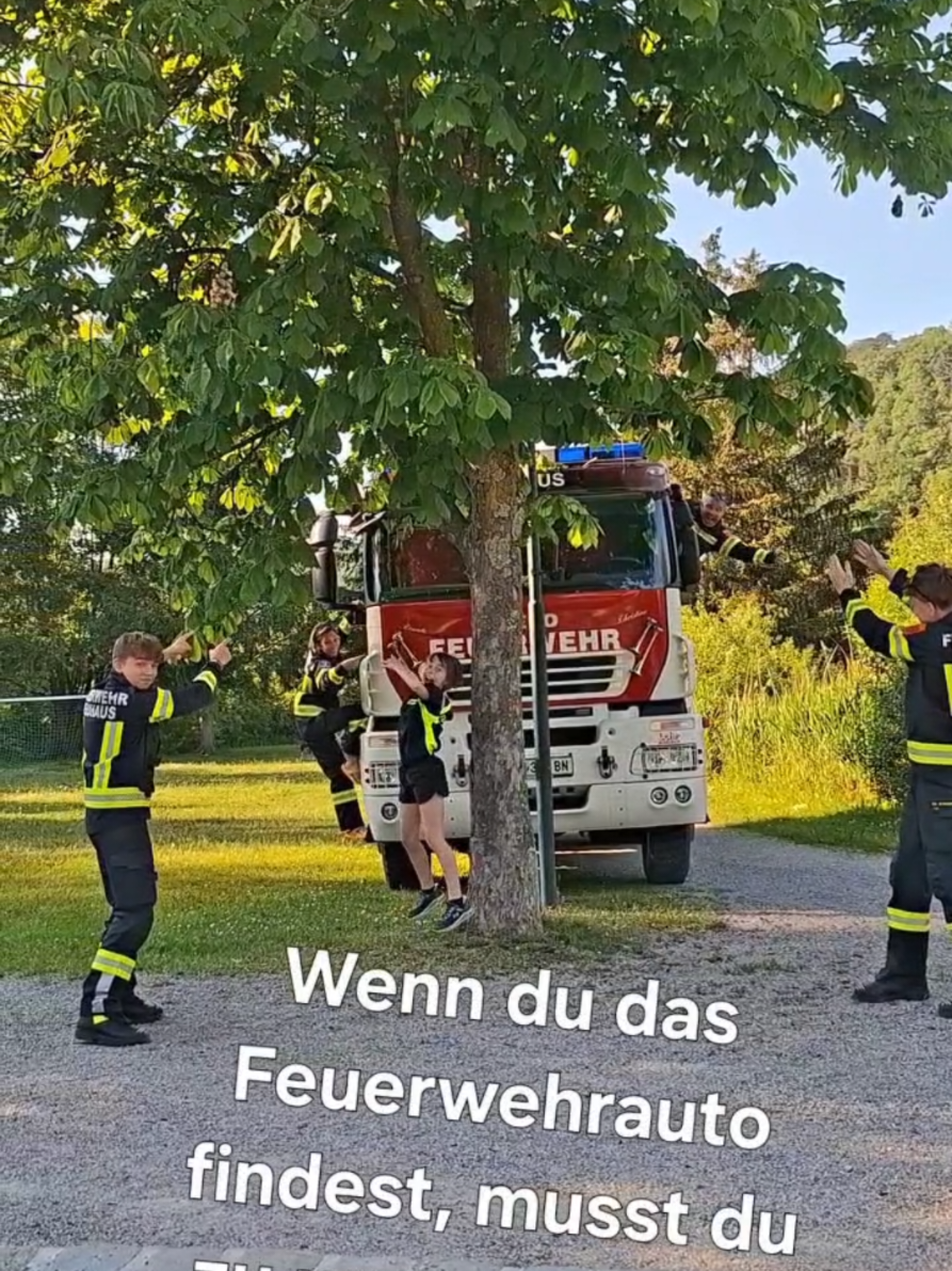 @Freiw.Feuerwehr Neuhaus/Tr.
