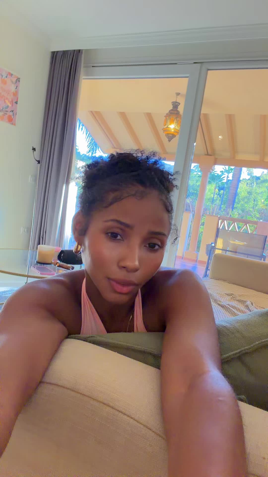 @colombiana