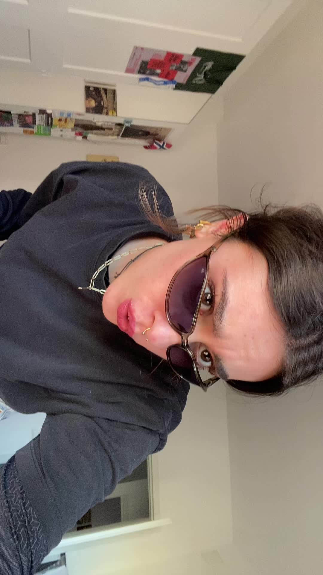 @meg:)