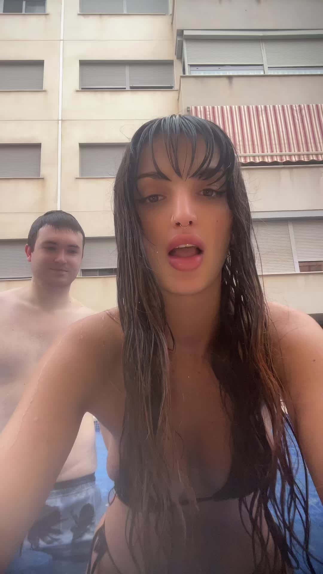 @Albaricoque