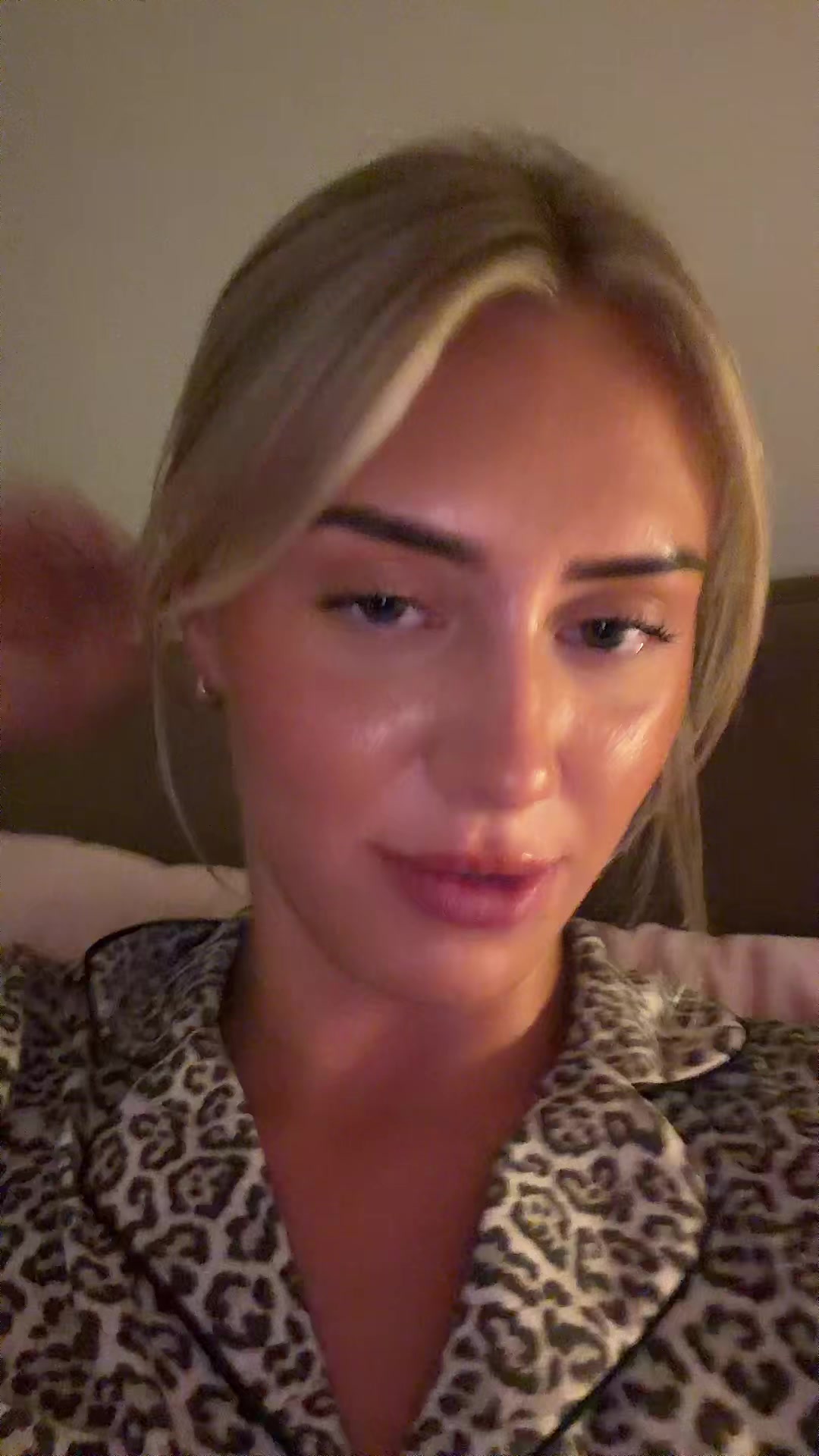 @flatwhiteasherbuv