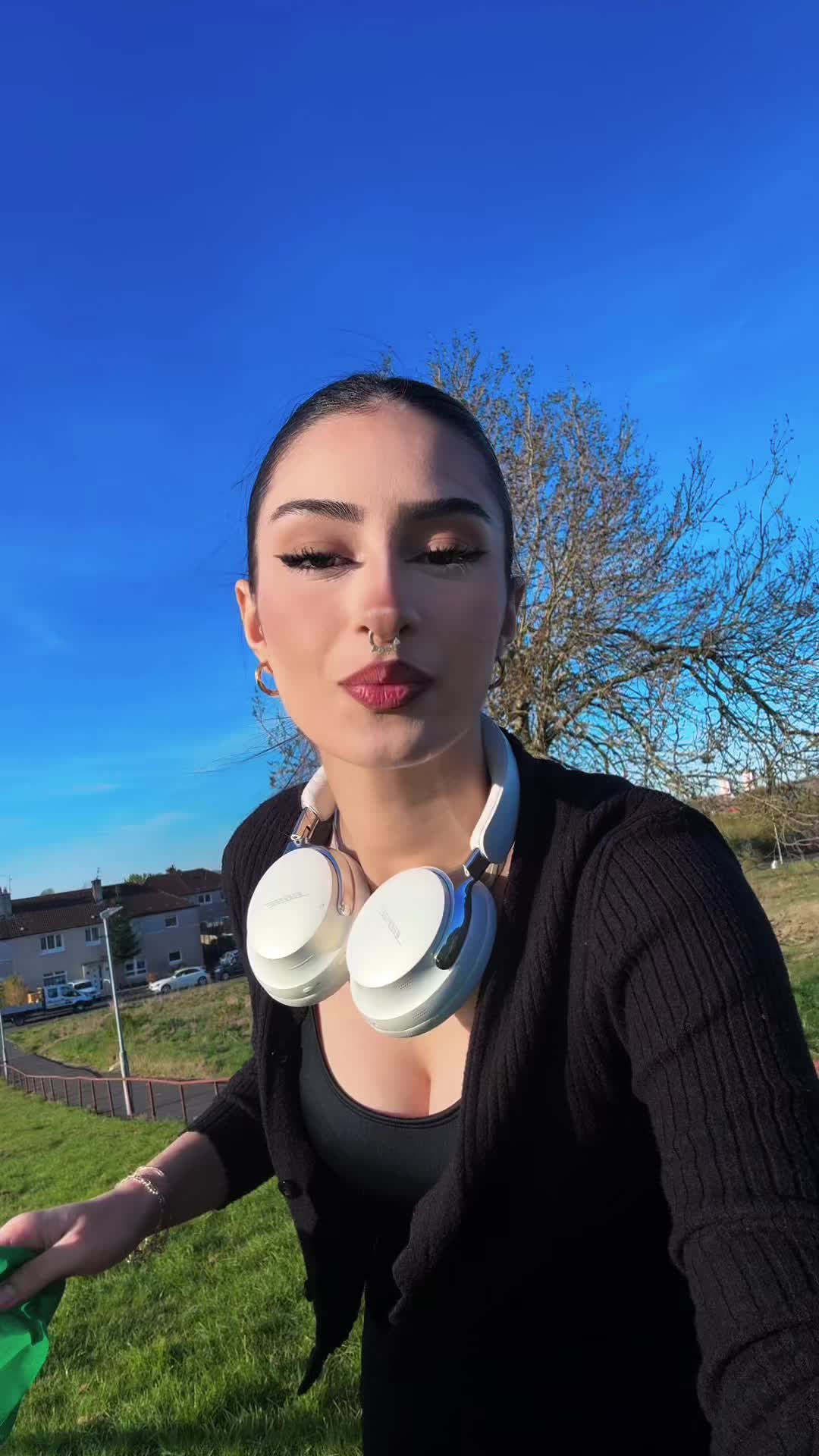 @kiana
