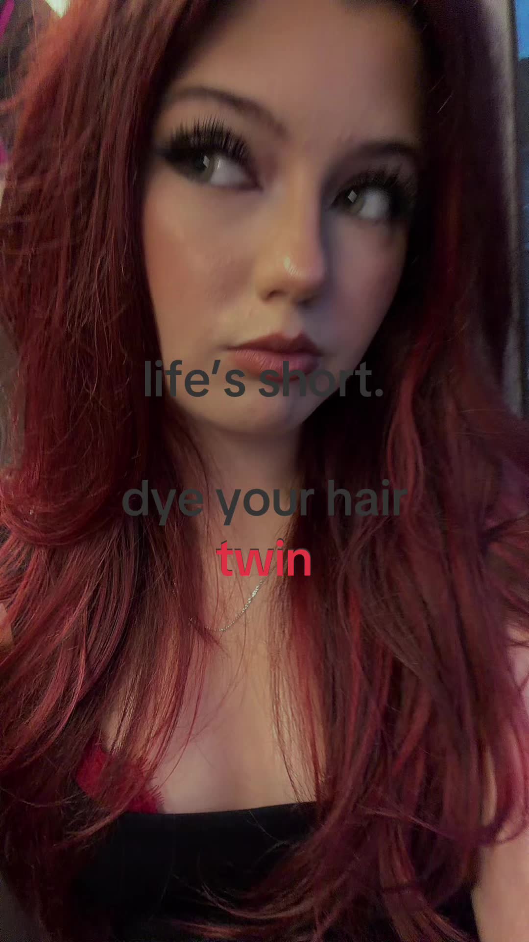 @ellie𝜗𝜚⋆₊˚