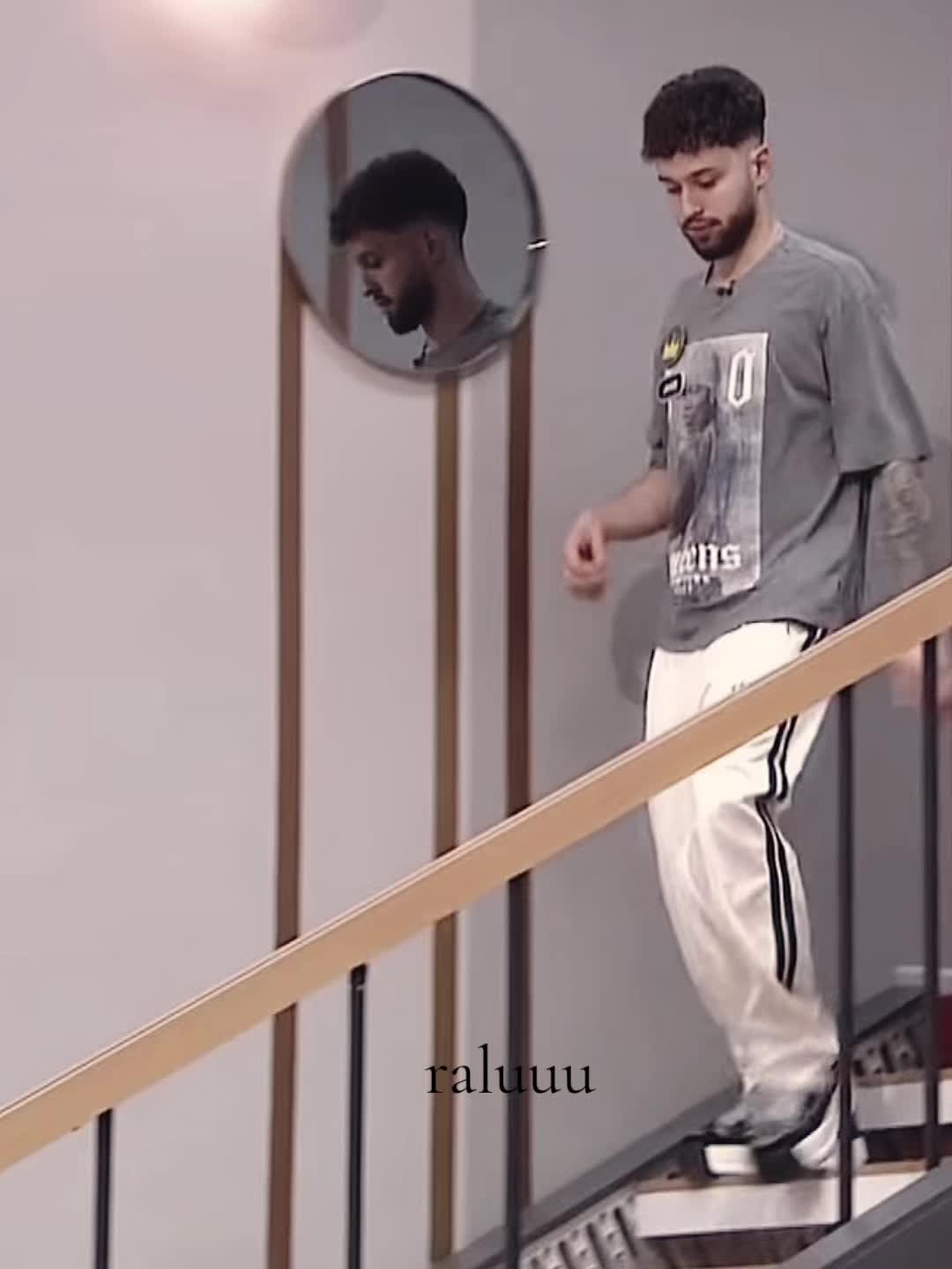 @𝒓𝒂𝒍𝒖𝒖🎀
