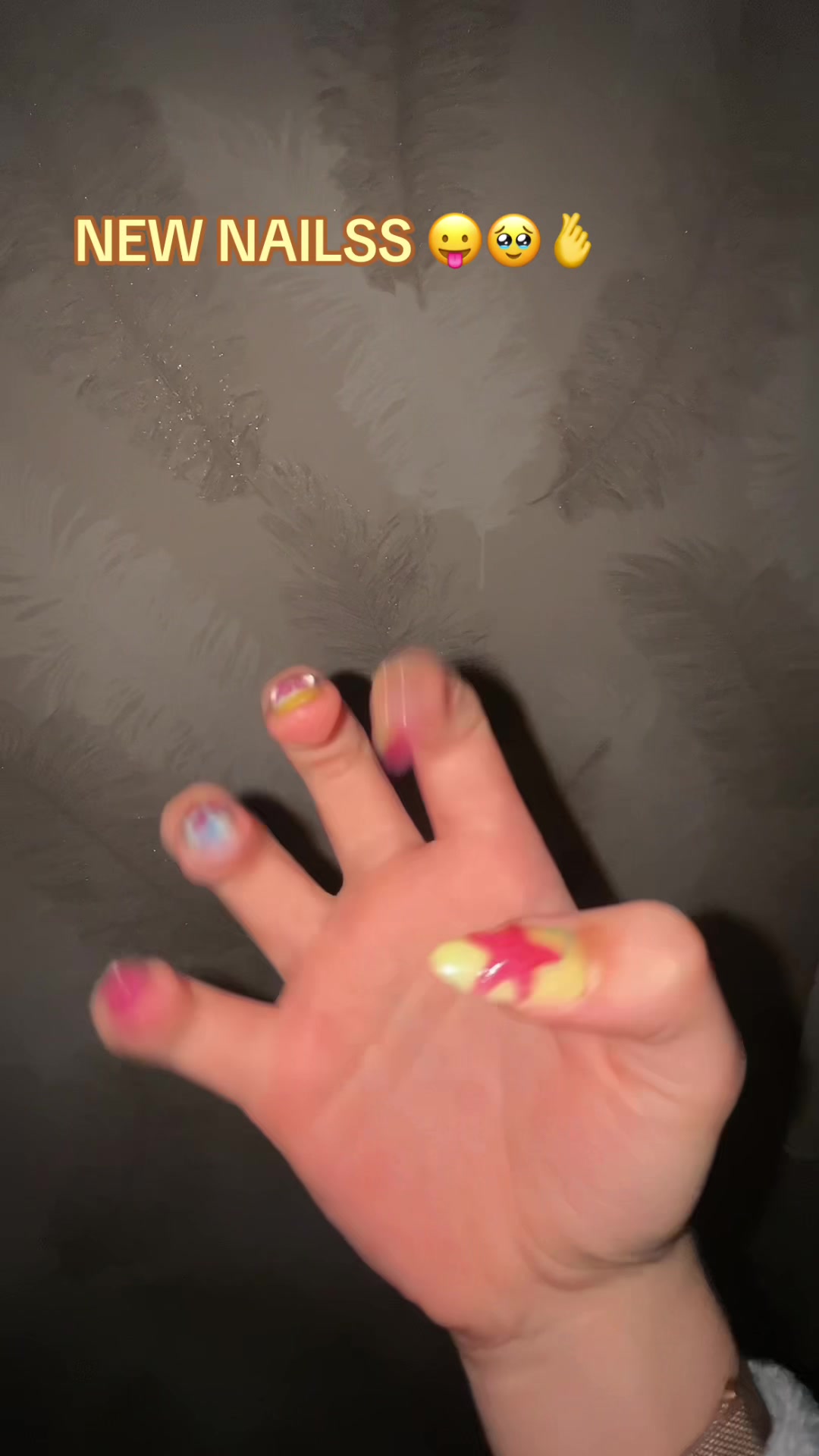 @𝓛𝓲𝓵𝔂 𝓪𝓷𝓷