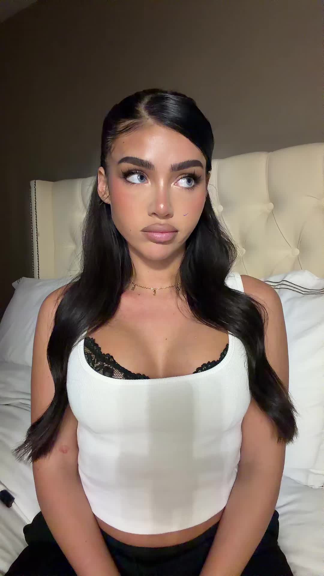 @Chloe Elizabeth
