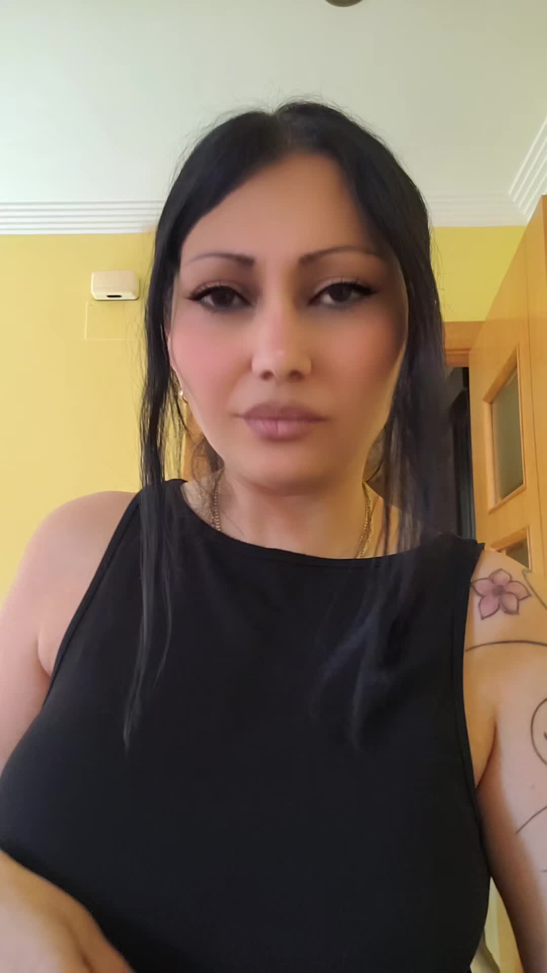 @KarinaCorina17
