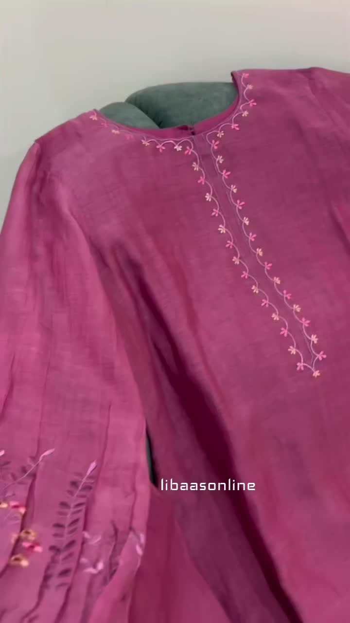 @ਲਿਬਾਸ by ਕੌਰ