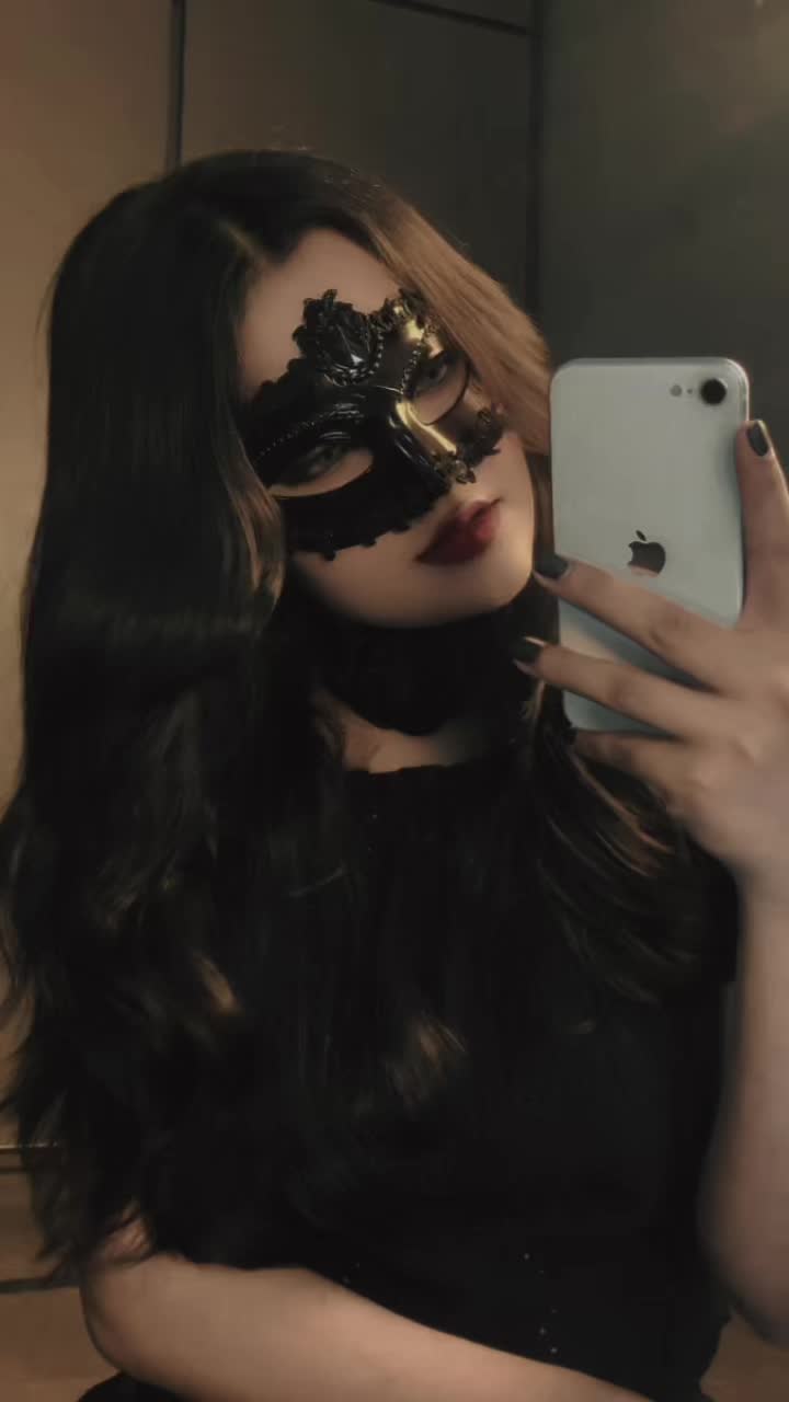 @Hassena🖤🕊️