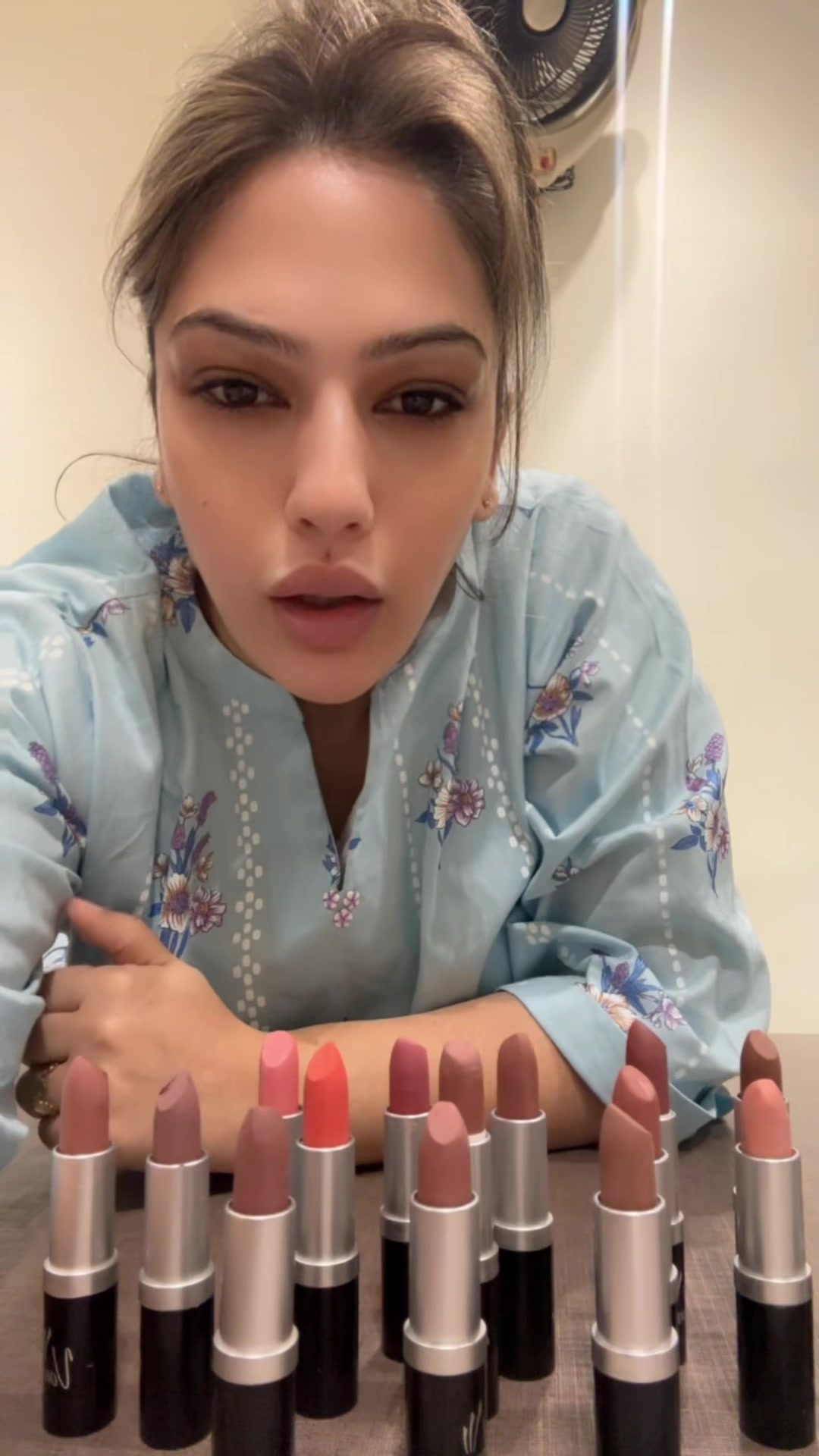 @AnaKhanOfficial
