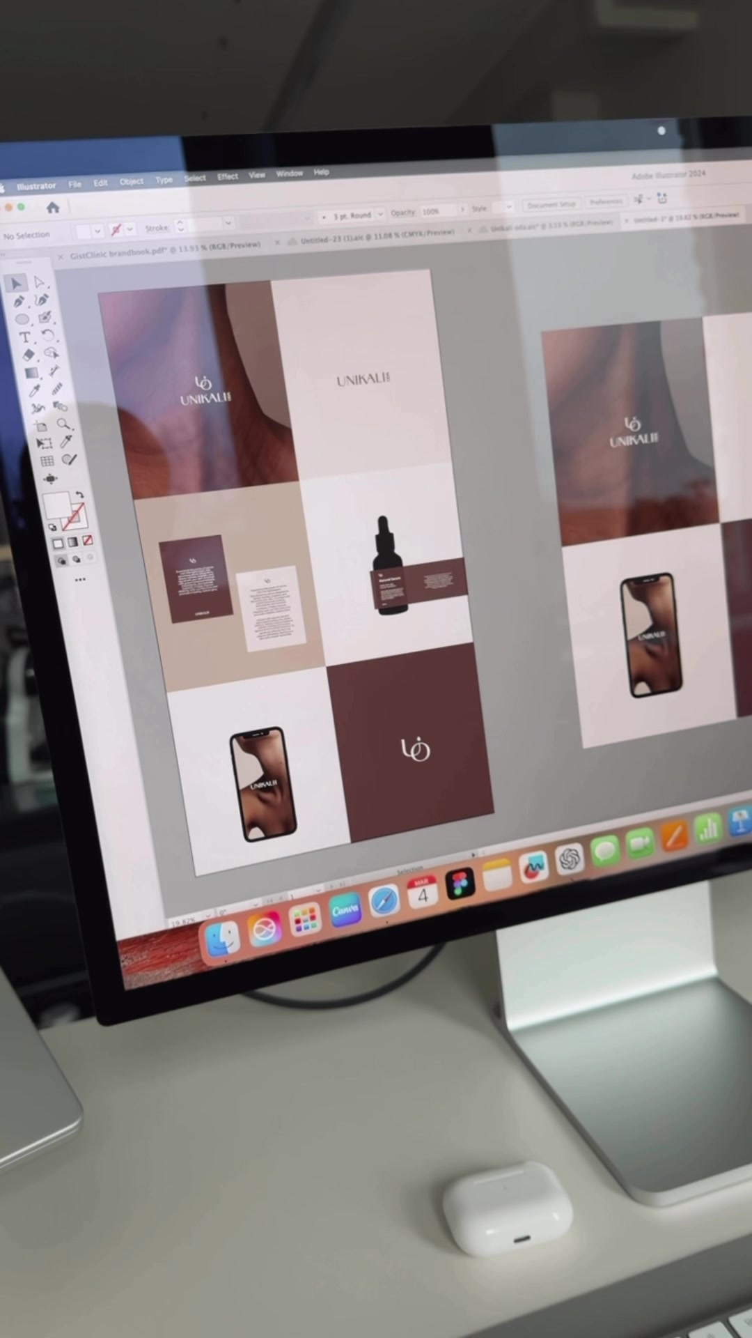 @Graphic Designer