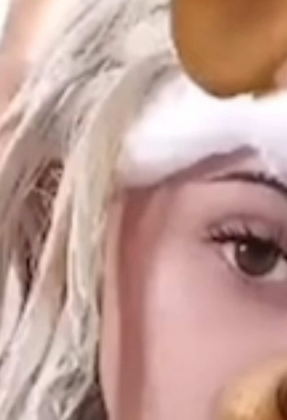 @…