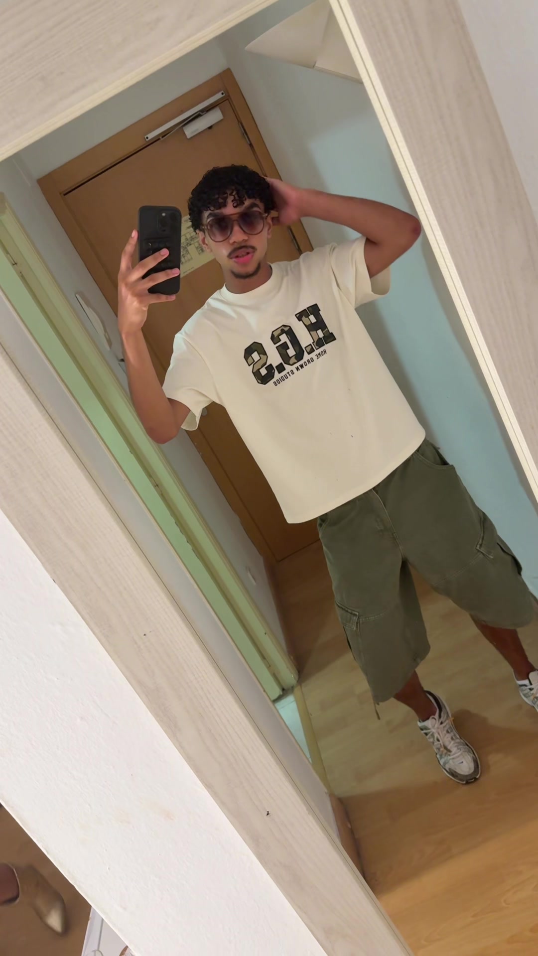 @luca.henry_