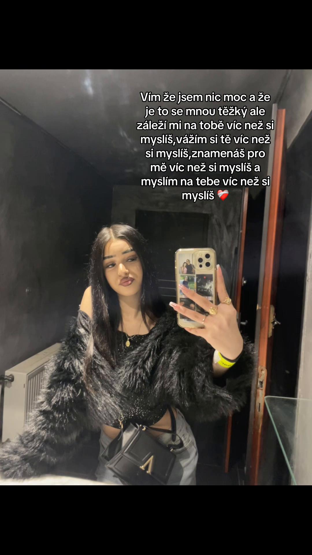 @_christienn_777