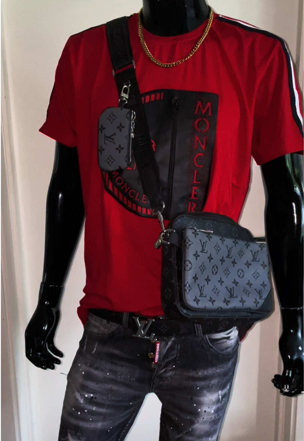 @Designerclothessverige