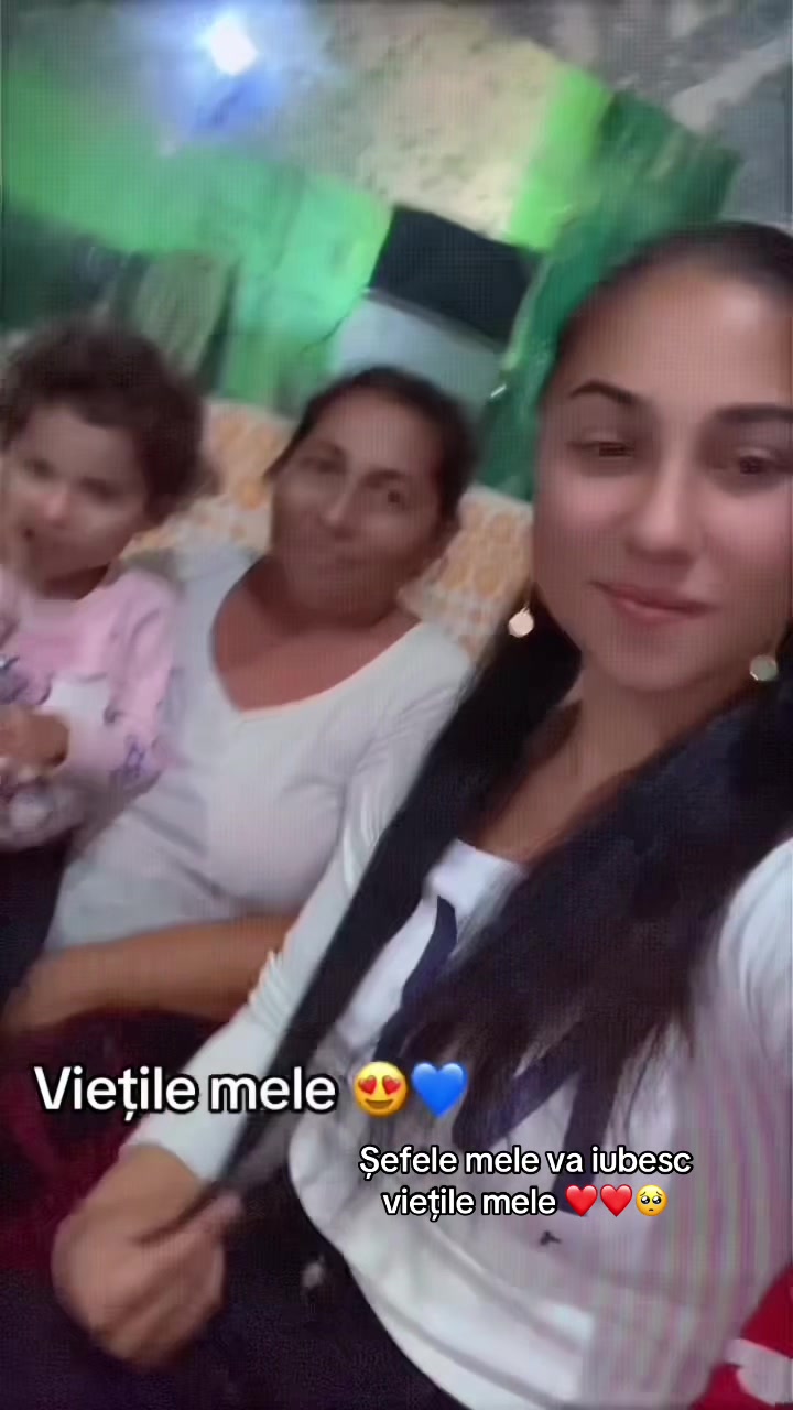 @Nikoleta❤️🧸