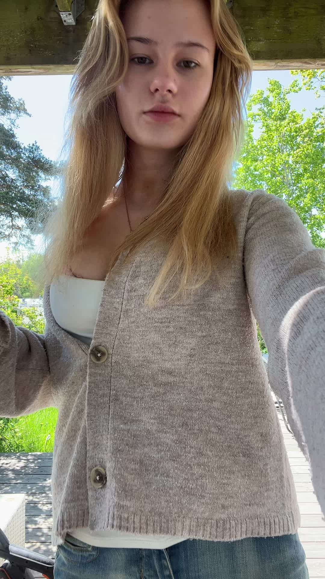 @EmmyblidSpam🍾