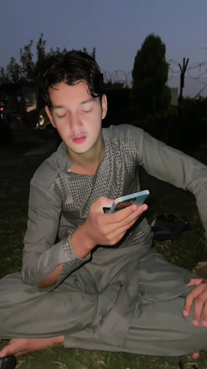 @𝙄 𝙏 𝙎