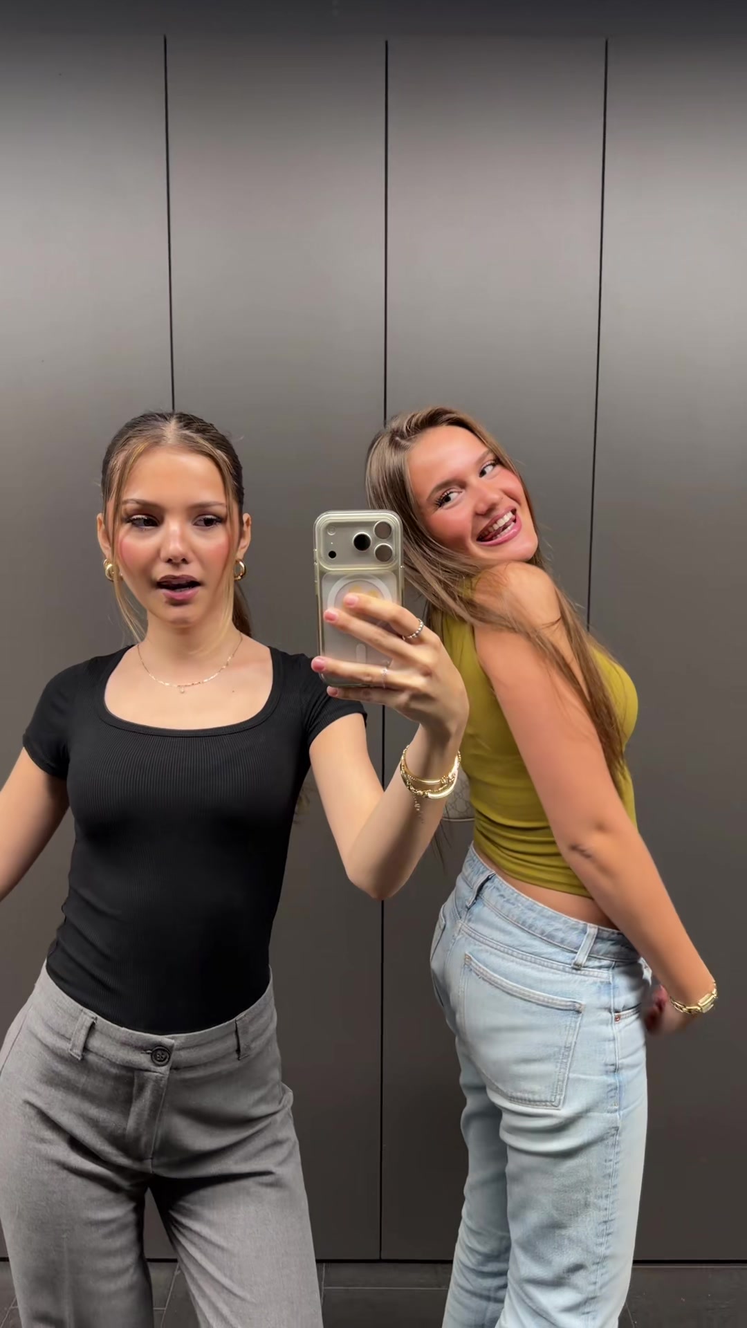@👯♀️