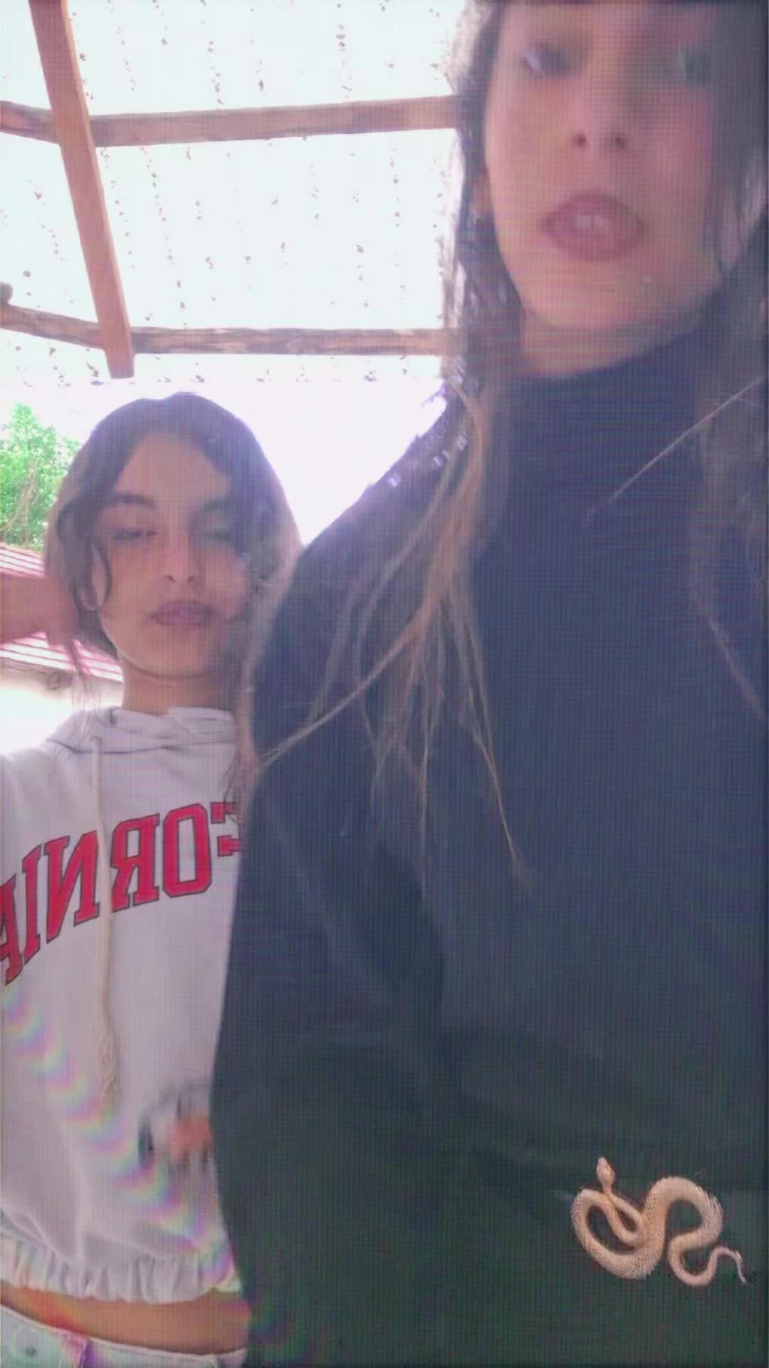 @vanikkaa