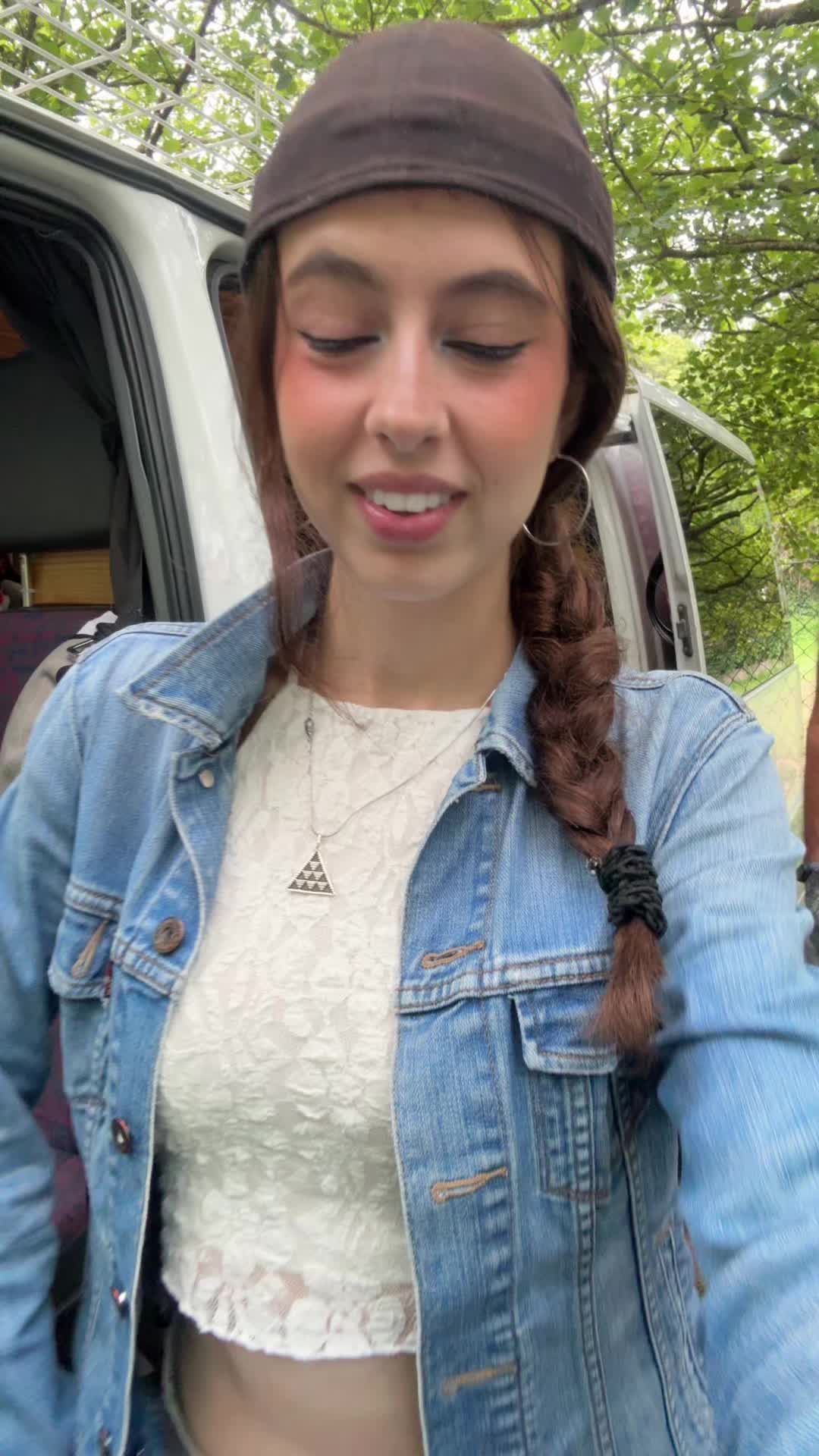 @ℒ𝒶_𝒬𝓊𝑒𝓋𝑒𝒹𝒶