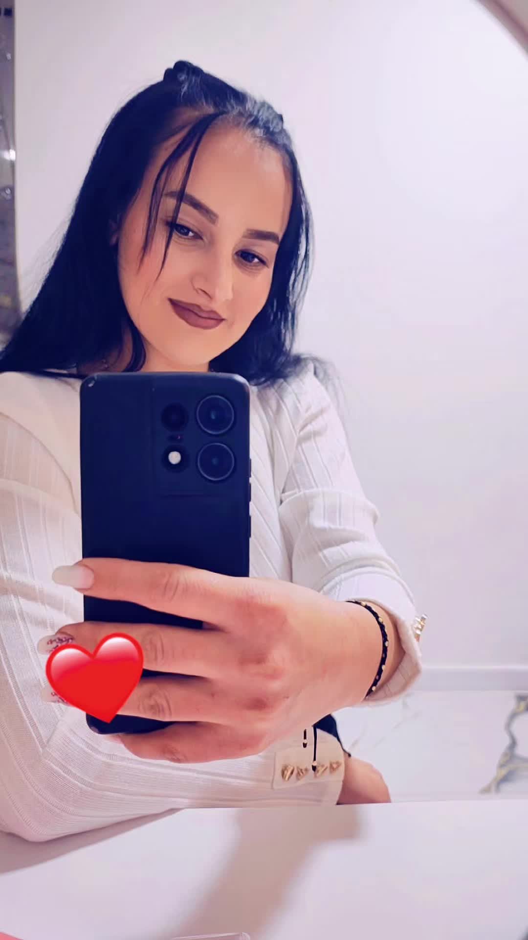 @Mirela Georgeta