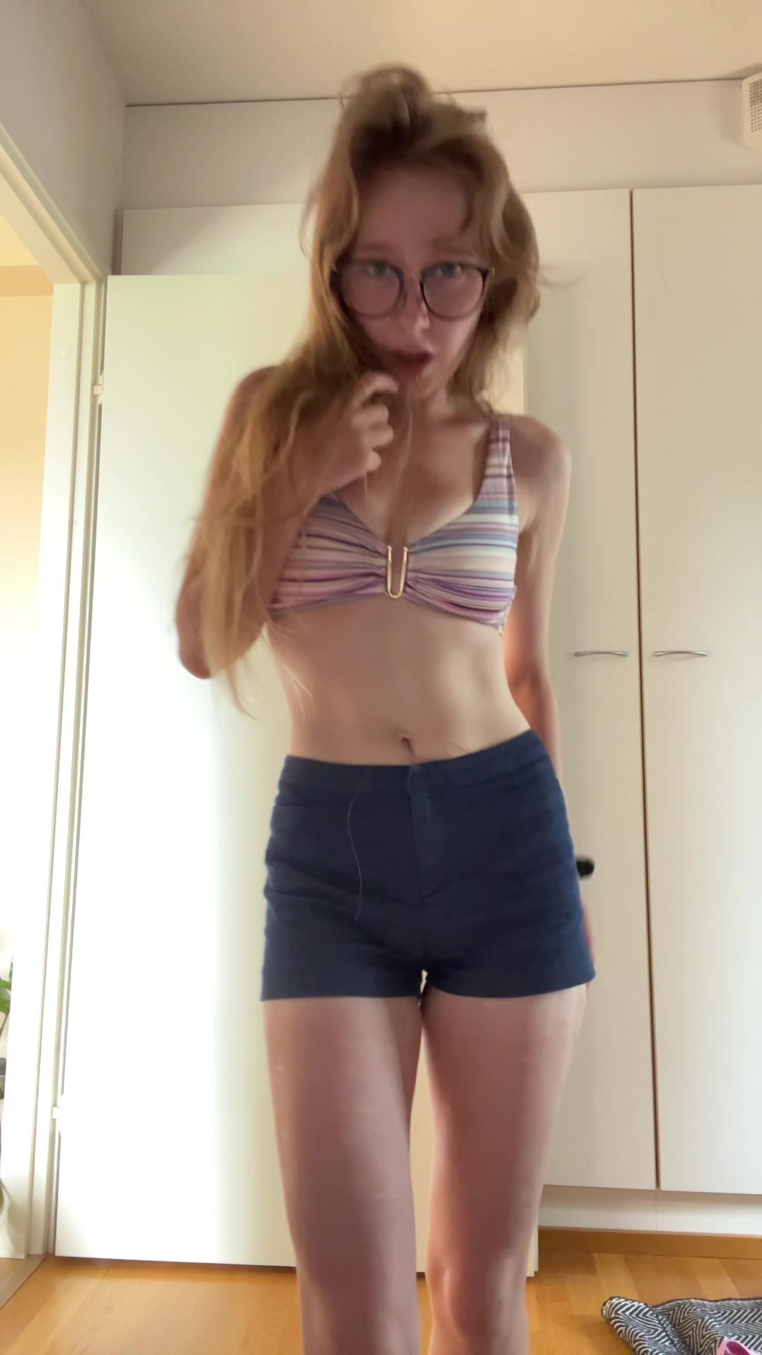 @Ella