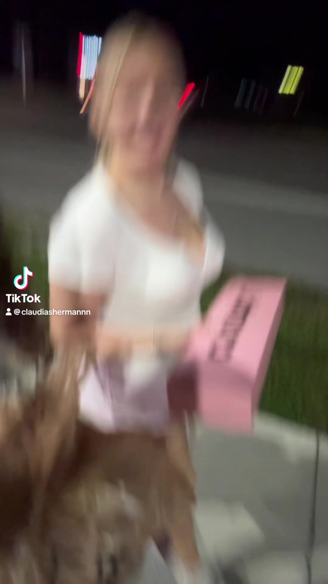 @xo.