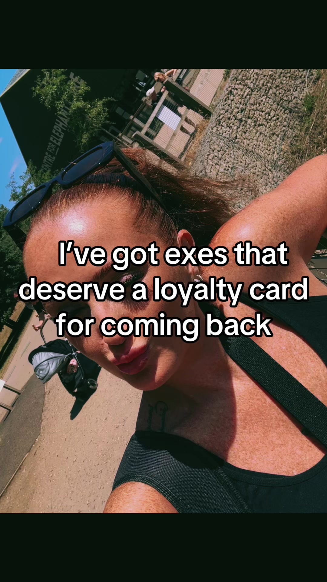 @Exclusively_clairex