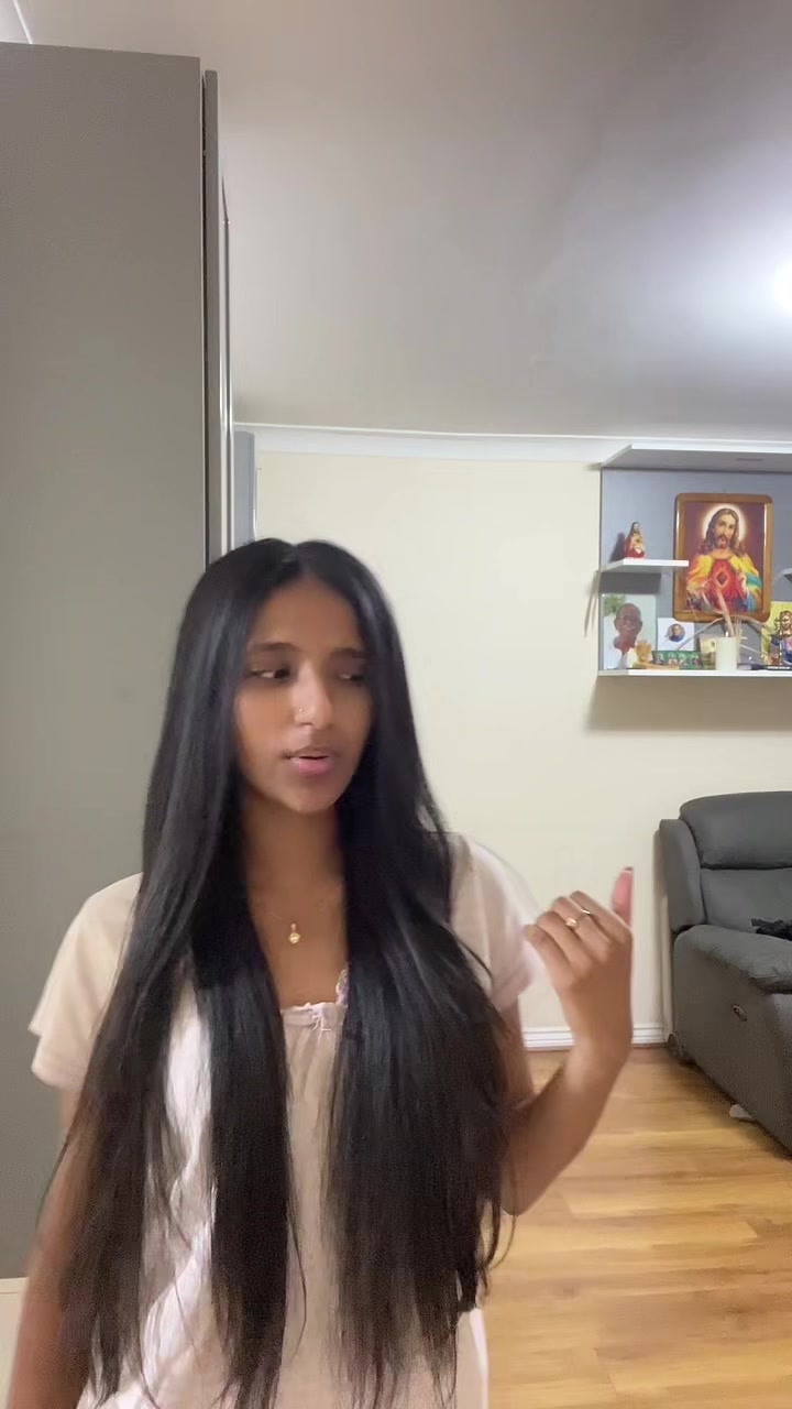 @Neha ❀