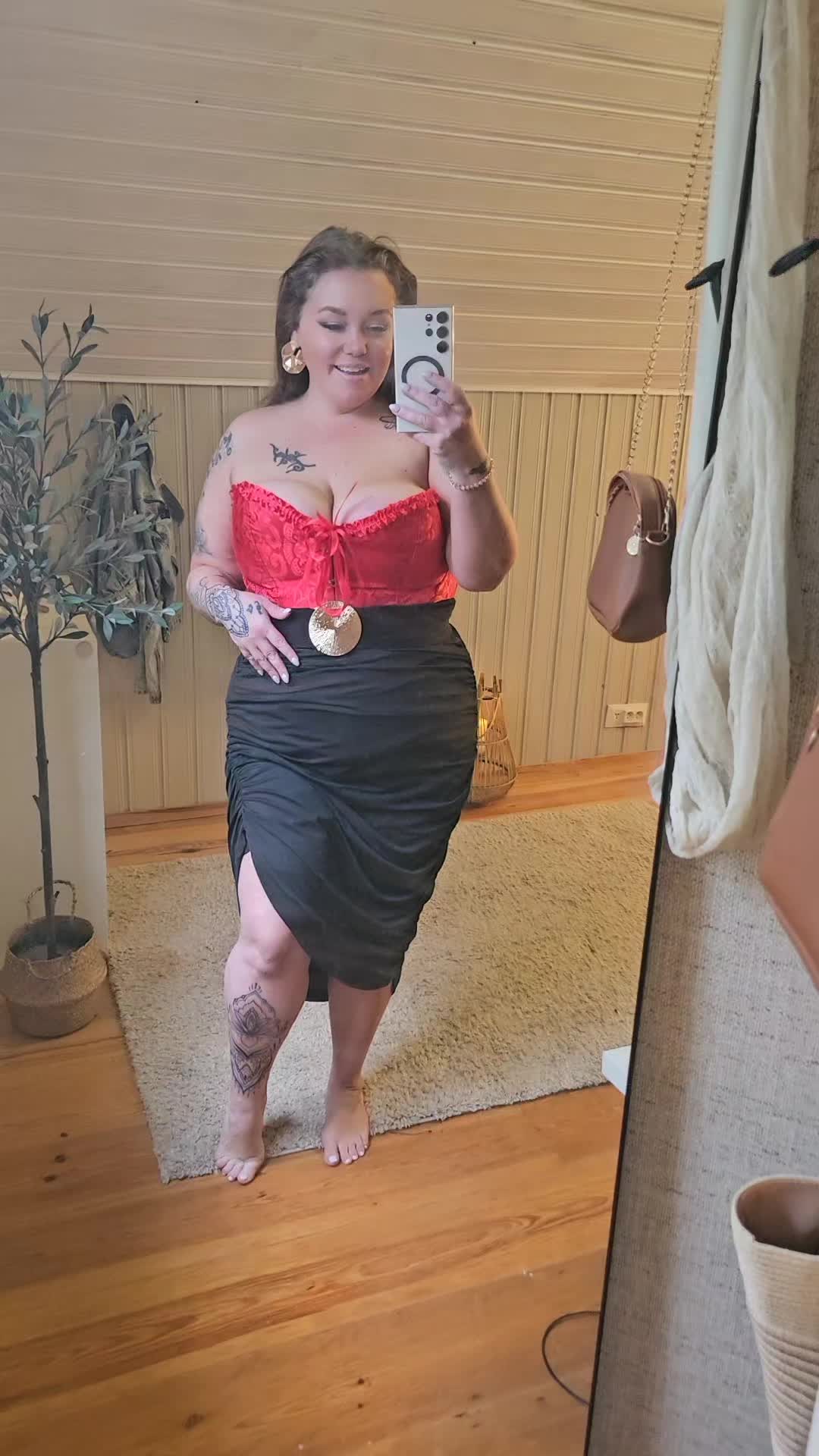 @Plussizesuomi