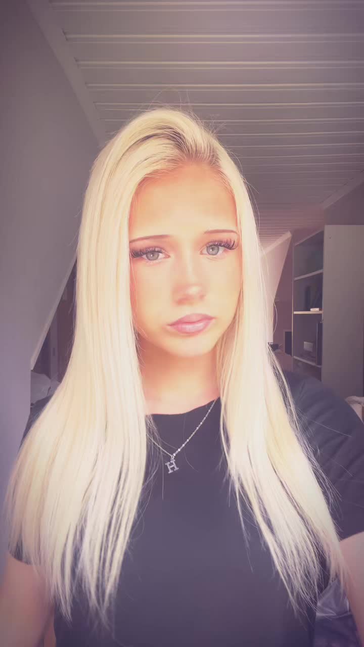 @ℒℴ𝓋𝒾𝓈🪽
