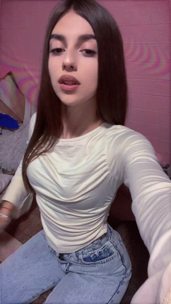 @~Ionela~