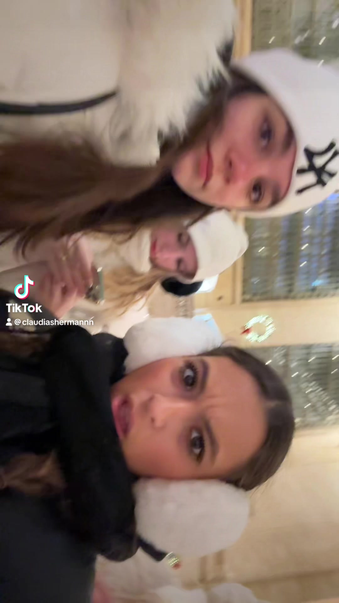 @xo.