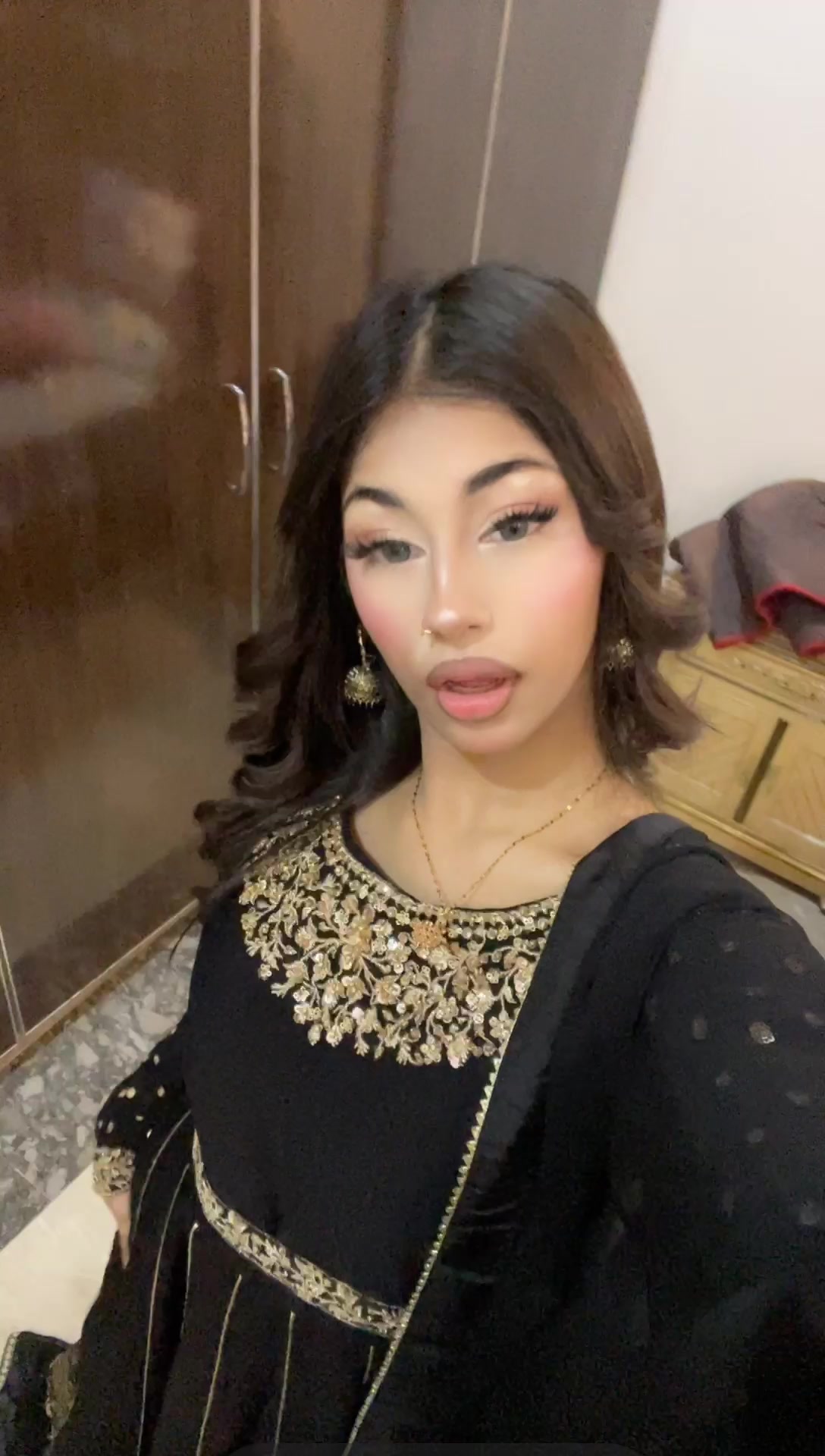 @𝐄ꨄ
