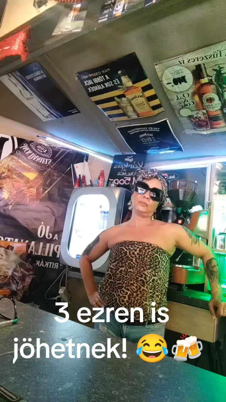 @T&uuml;ndi Varga