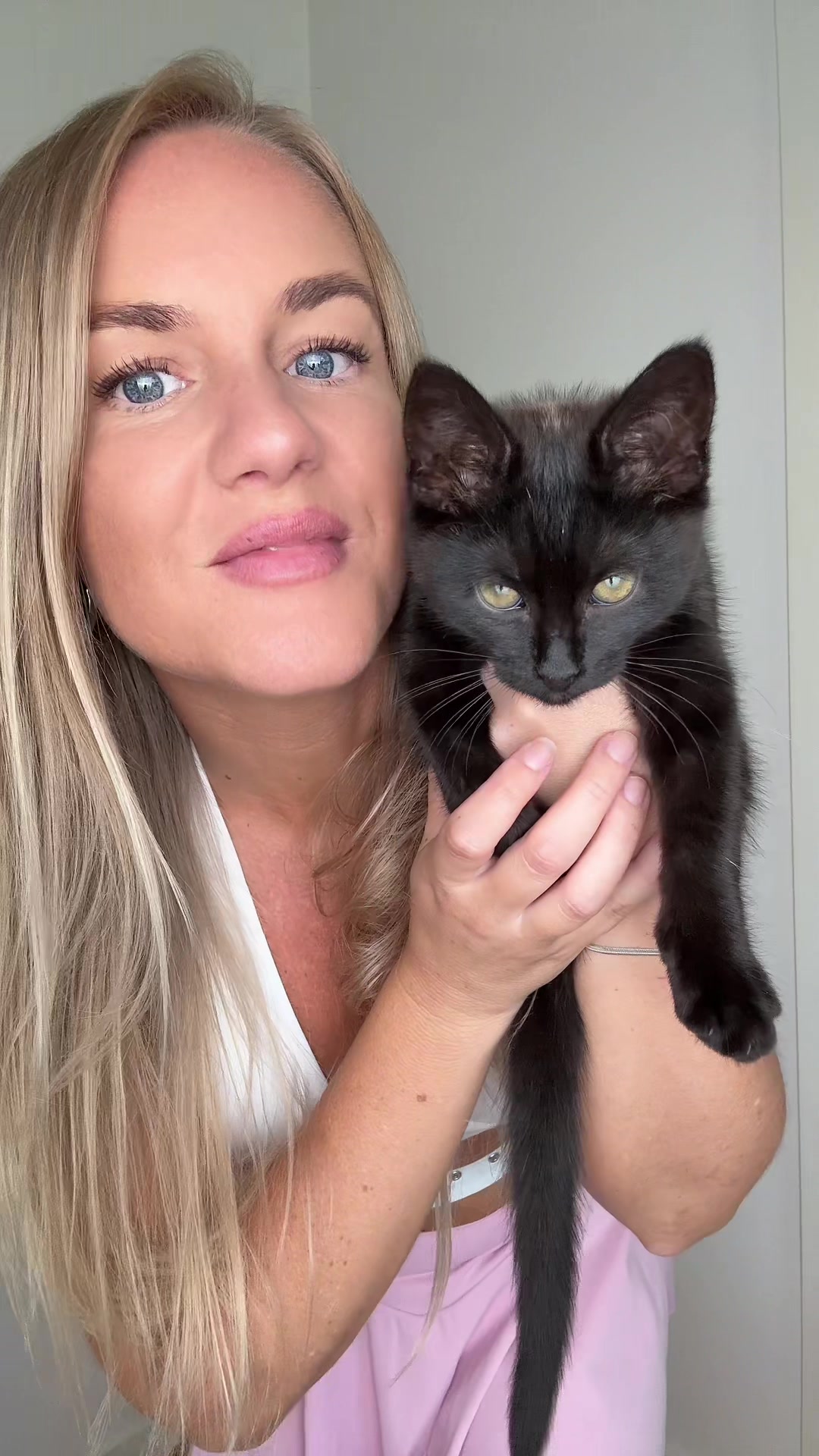 @MIAZ (Mia Emelia)