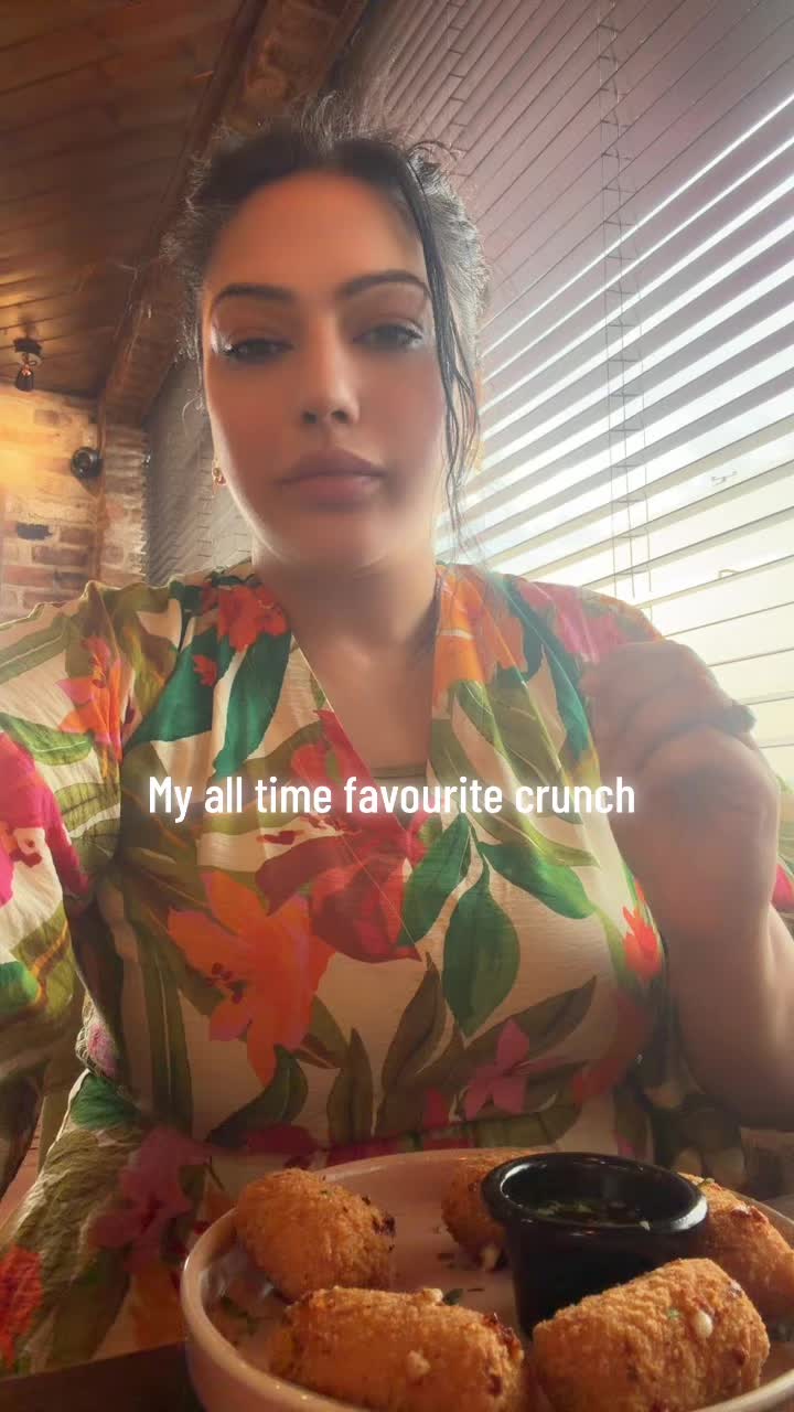 @AnaKhanOfficial