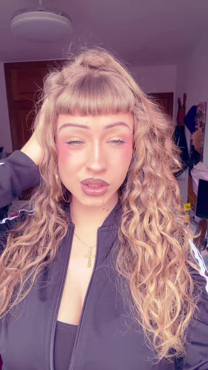 @lachikavampira