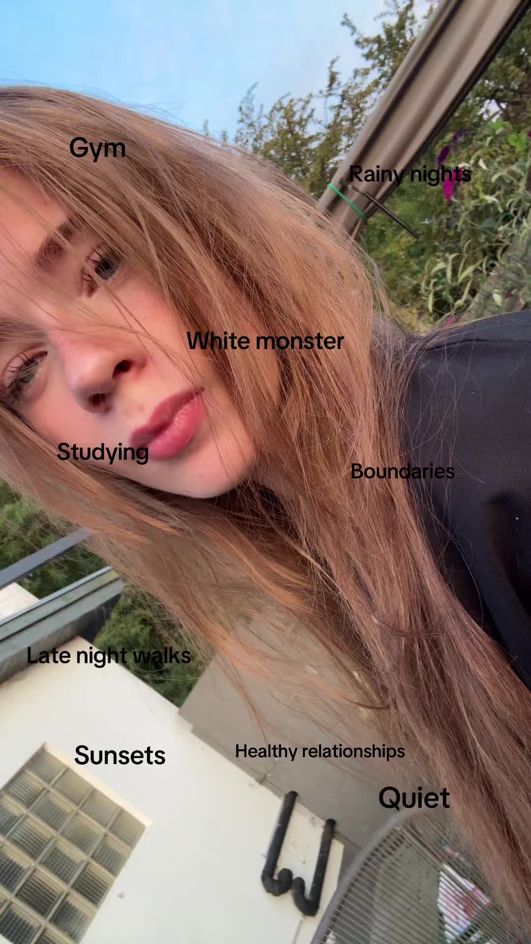 @LARA RAARUP