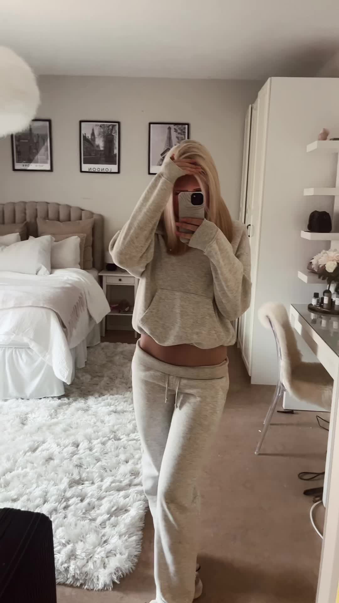 @Elvira®