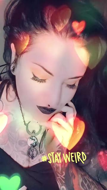 @🦇🥀𝕭𝖊𝖑𝖑𝖆𝖉𝖔𝖓𝖓𝖆🥀🦇