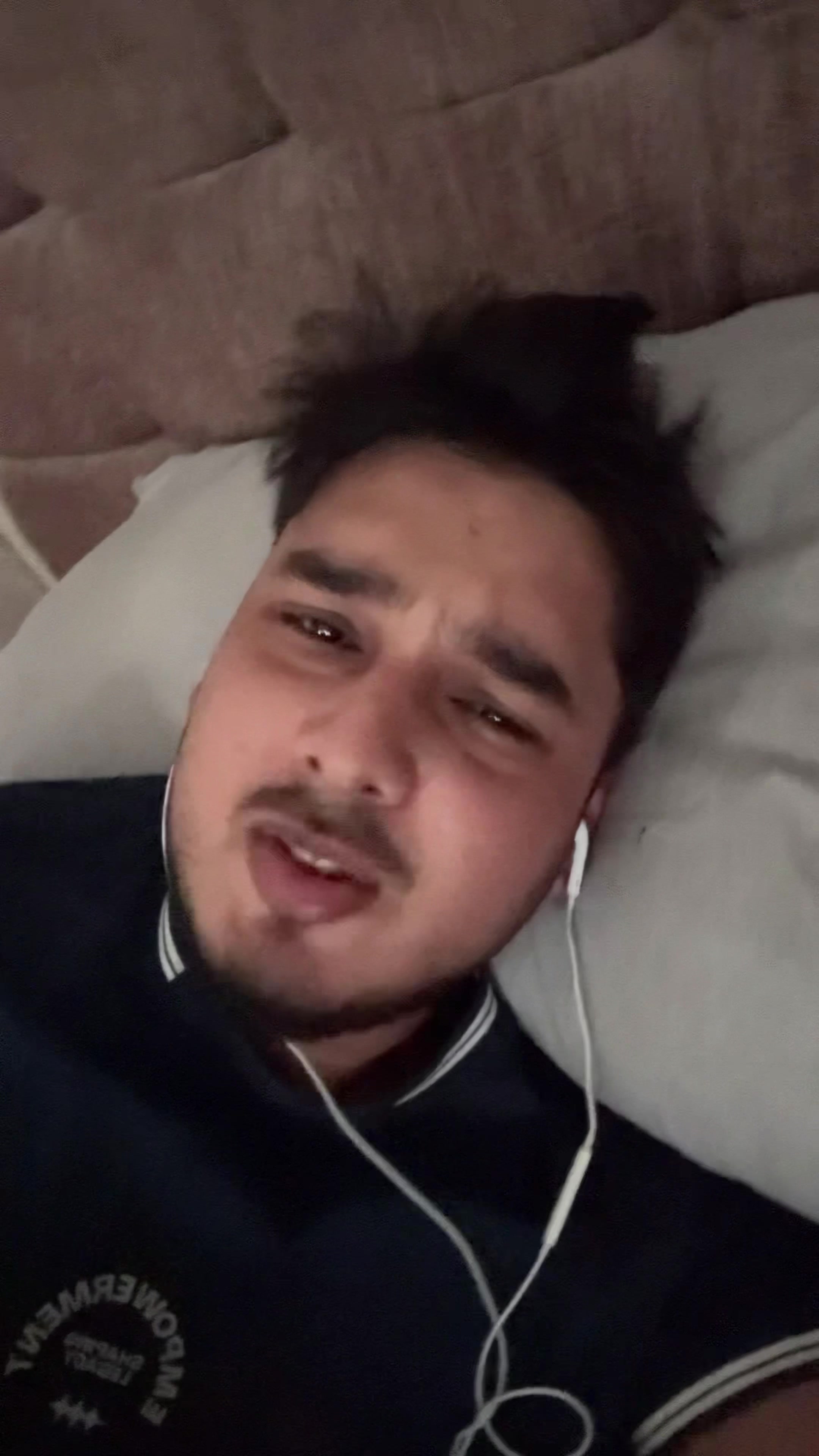 @Tanvir Vlogs