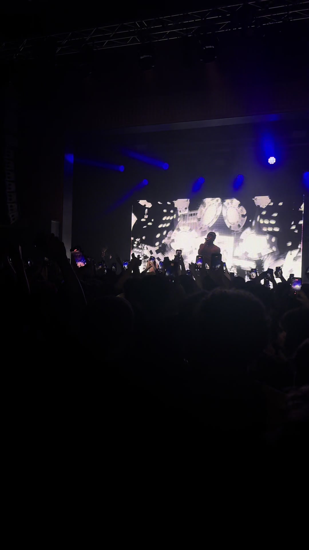 @starboy✞︎ ﾒ𝟶