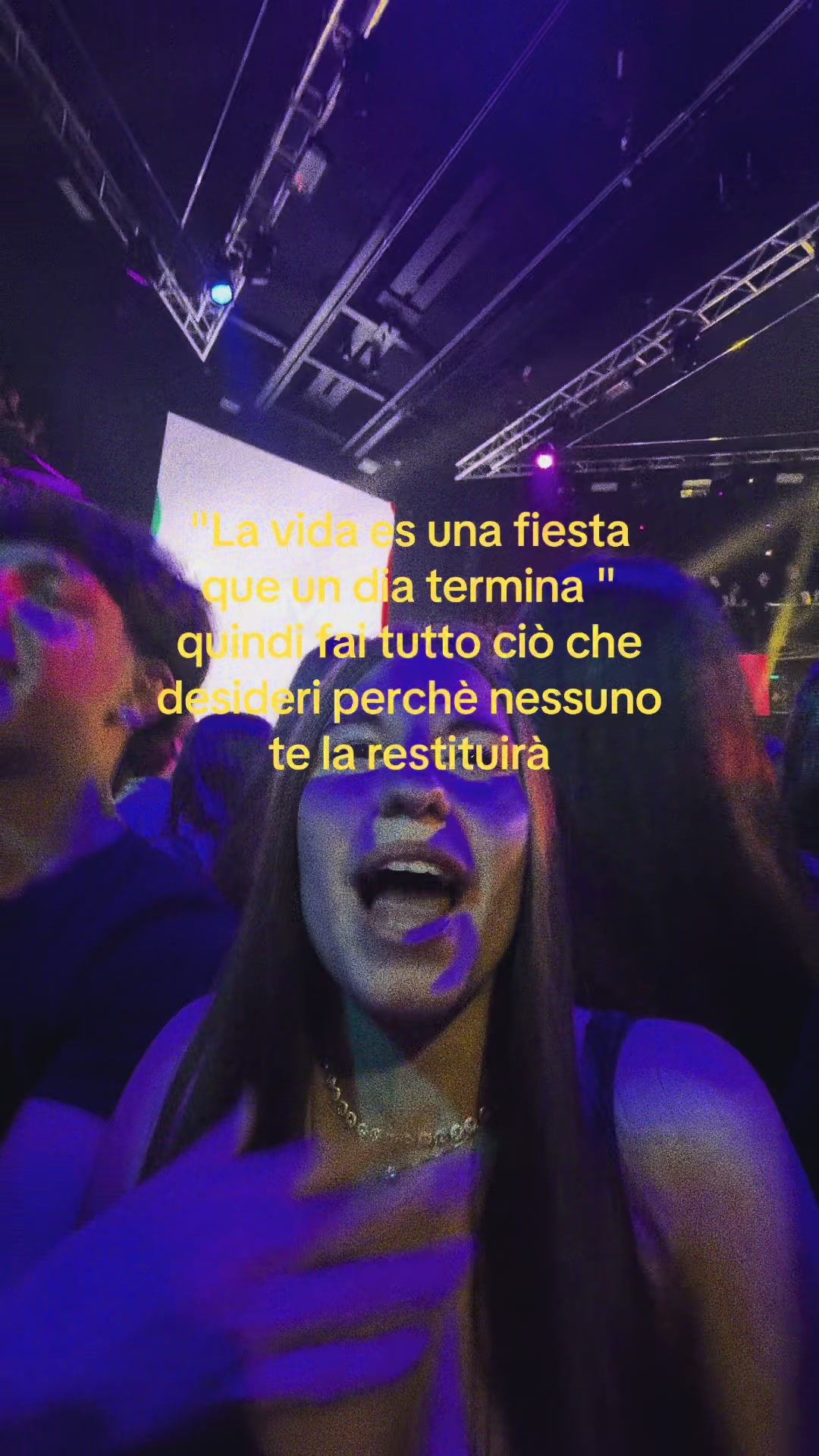 @2nicole