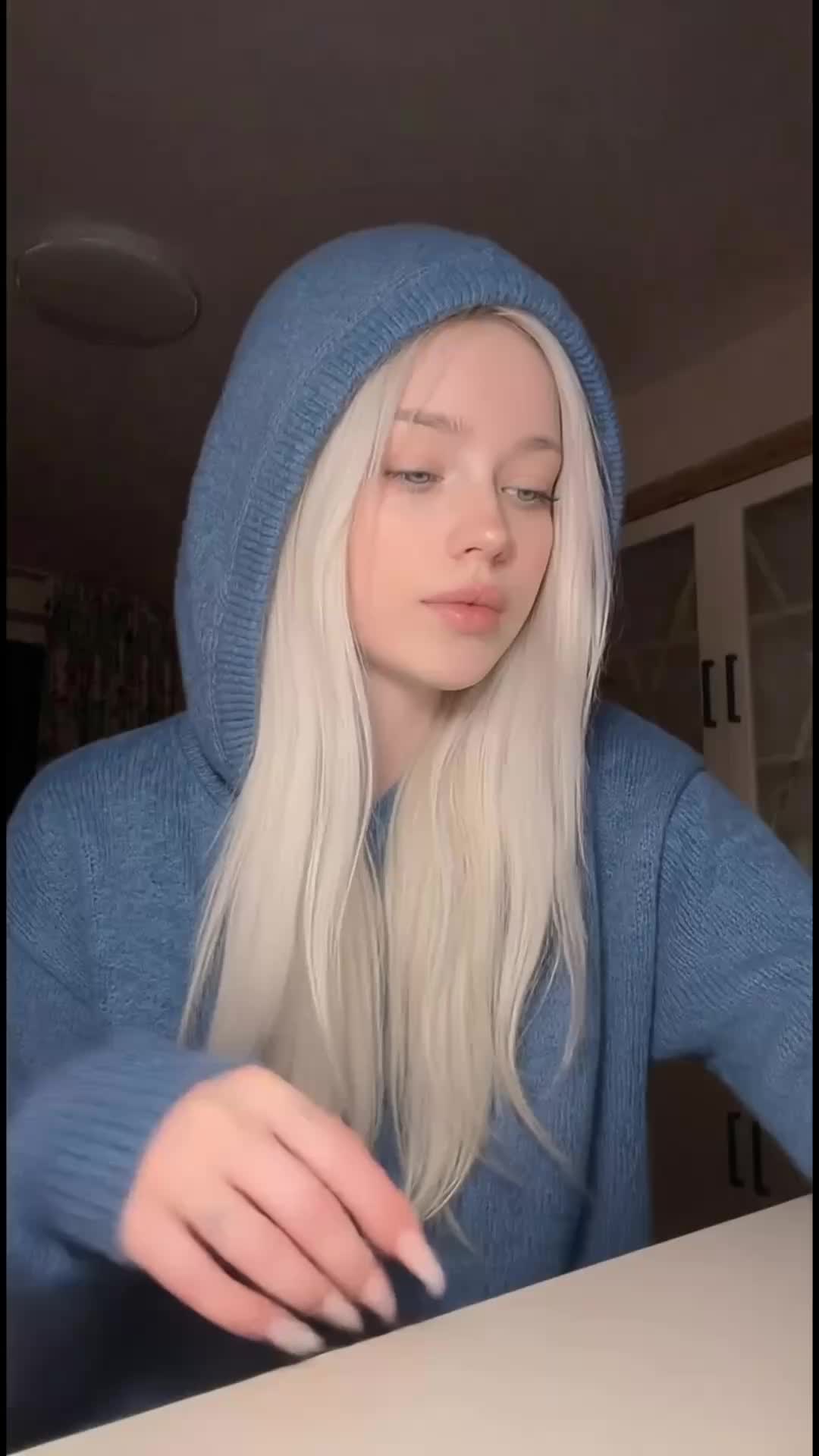 @Luna Frost